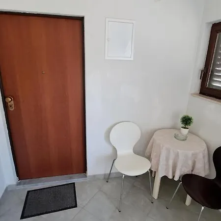 Mlada Lägenhet Trogir