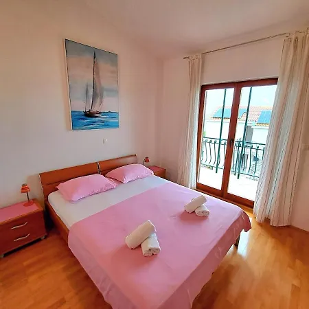 Mlada Trogir